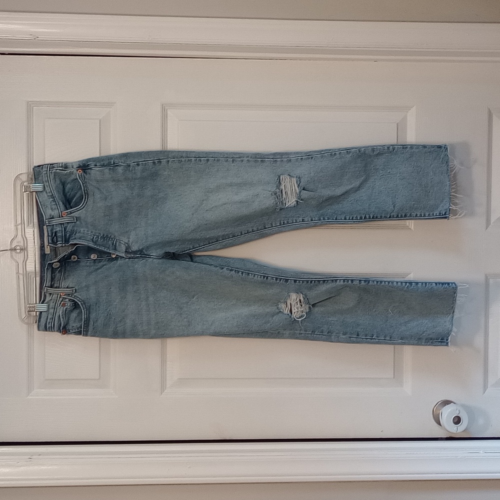 Levis wedgie straight